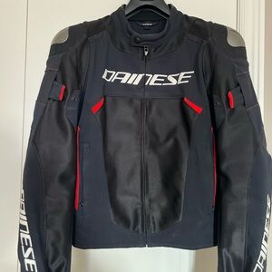 Size Large (52) Mens Dainese Jacket Steel Shoulder Pads